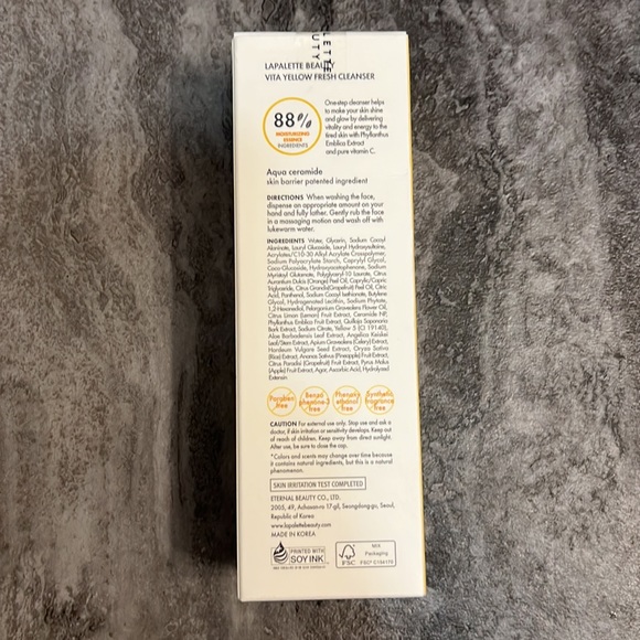 Lapalette Beauty Vita Yellow Fresh Cleanser - Picture 3 of 4
